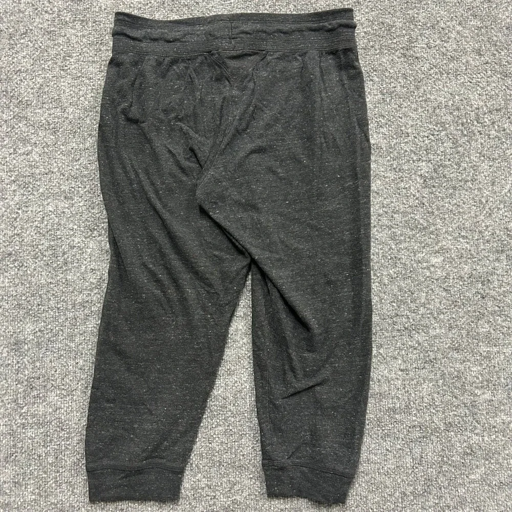 Nike these cropped